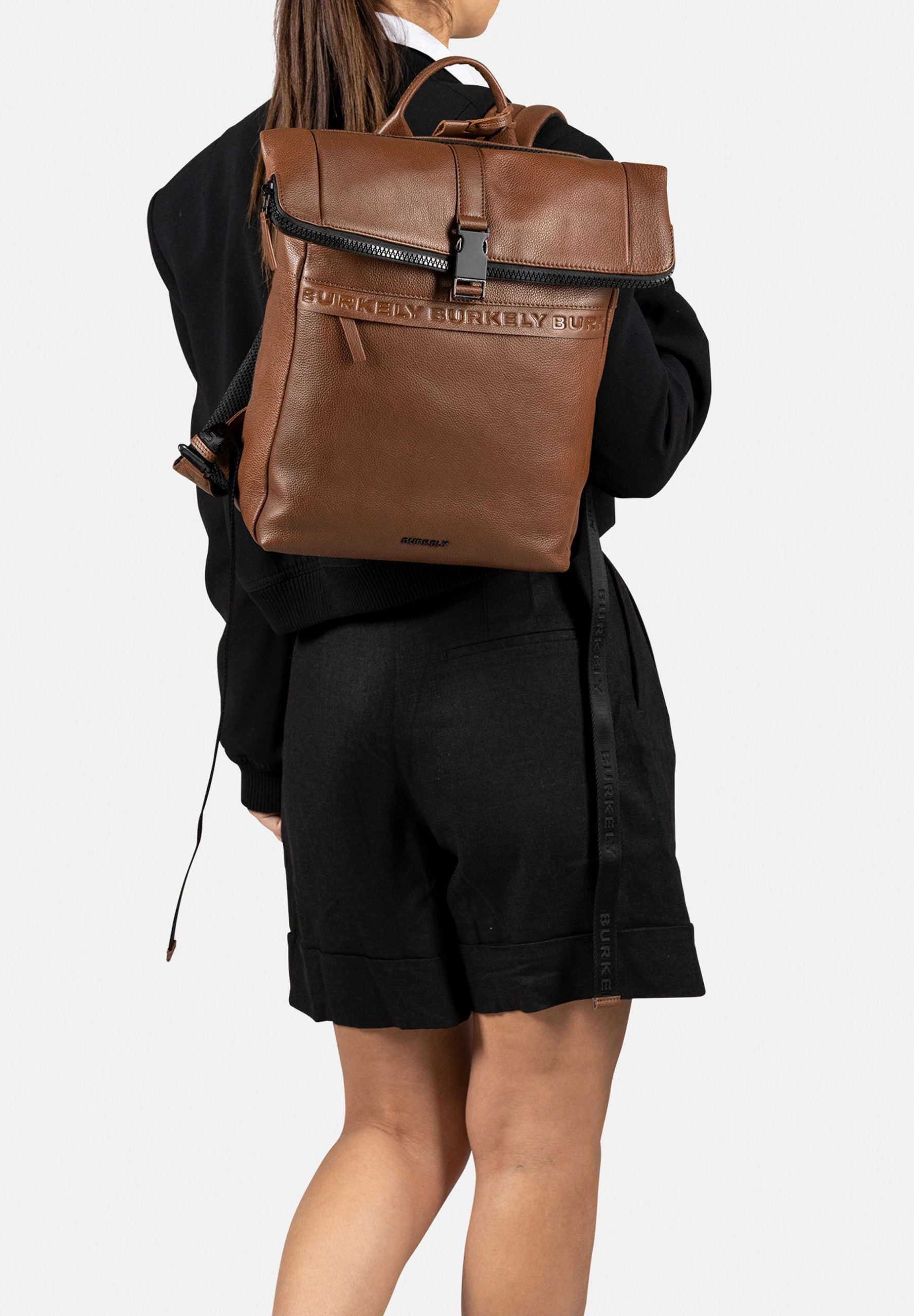 burkely-rugzak-200ckt-1.jpg Burkely MINIMAL MASON 14.0 inch Rugzak cognac Zalando.nl - Afbeelding 1