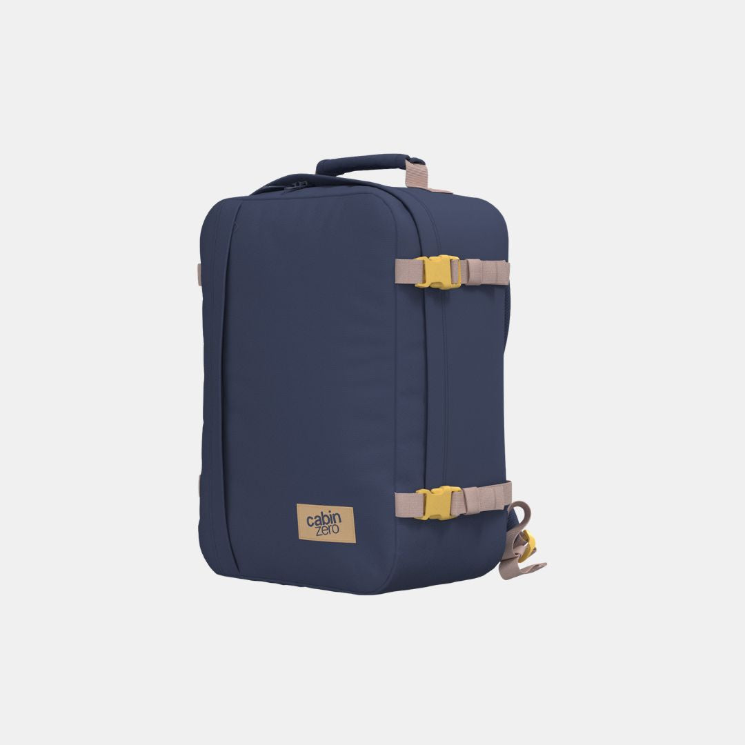 cabin-zero-rugzak-537vqt-1.jpg Cabin Zero Classic Rugzak 28L Shibori Blauw – Brands Democracy - Afbeelding 1