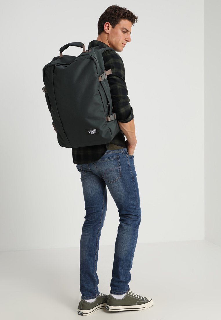 cabin-zero-rugzak-767xla-1.jpg Cabin Zero CLASSIC BACKPACK Rugzak dark green/donkergroen Zalando.nl - Afbeelding 1