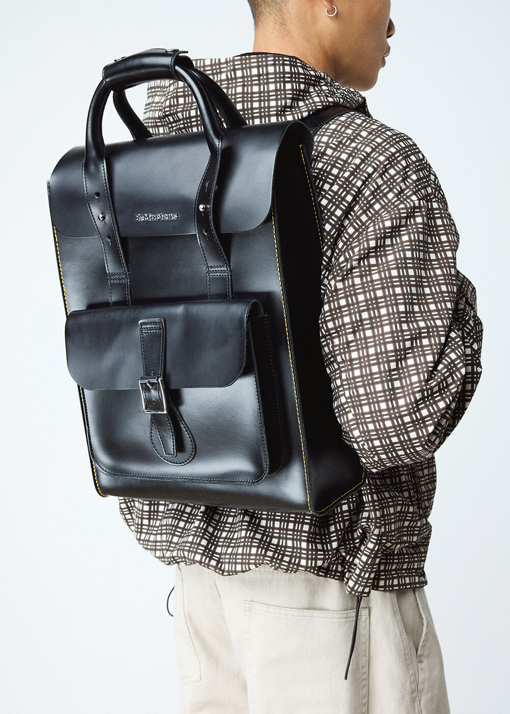 leren-laptop-rugzak-962qjd-1.jpg Dr. Martens Kiev Smooth Leren Laptop Rugtas Zwart – Succubus - Afbeelding 1